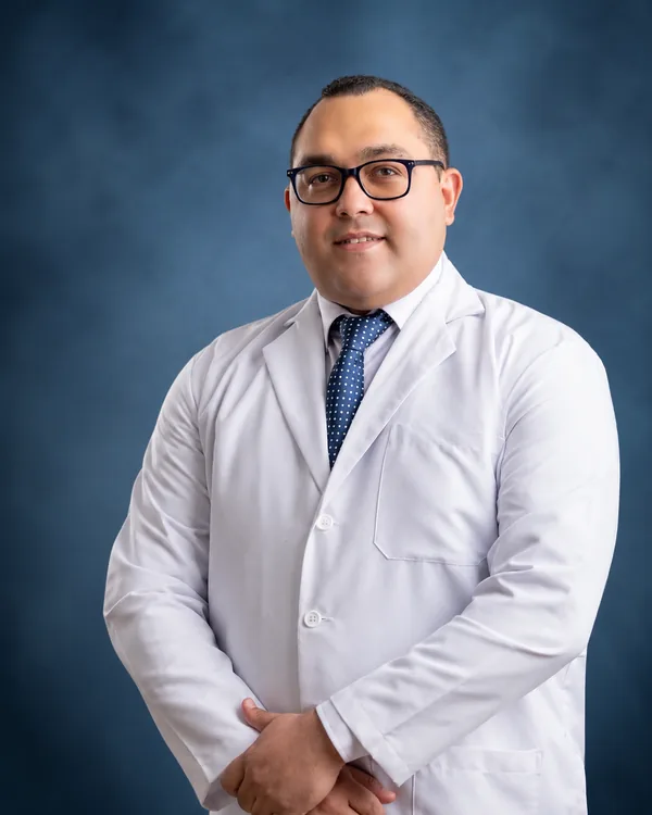 Julio S. Warden Concepción, Vicepresidente